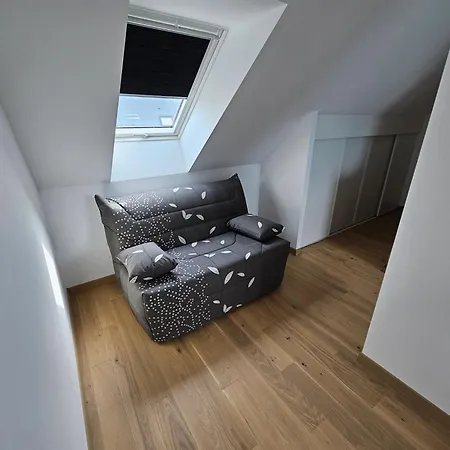 Quarto em Acomodações Particulares Circuit Du Mans Jacques Brel